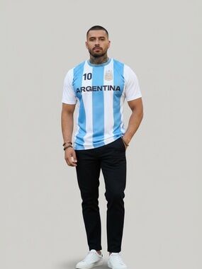 Argentina Men's 10 Soccer Jersey in Sky Blue and White